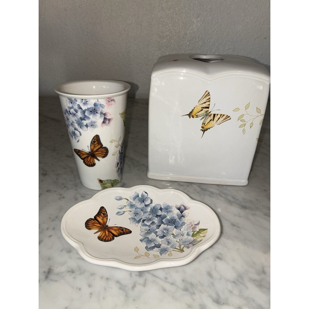 Lenox Blue floral Bathroom Set Tissue Holder Toothbrush Soap Dish Butterfly - Picture 12 of 15